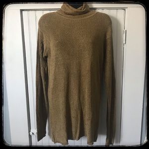 📣SOLD Metallic Gold Turtleneck Sweater M EUC Holiday Sparkle